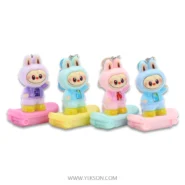 جاسوئیچی و آویز فانتزی لبوبو اسکیت سوار