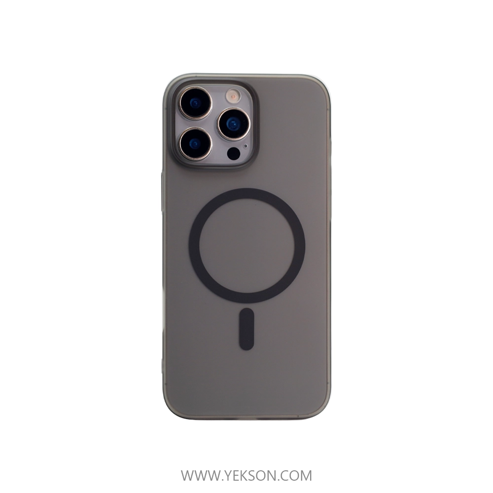گارد PC مات مگ سیف آیفون 13PRO گارد PC مات مگ سیف آیفون 13PRO